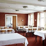Abild Motel 2*